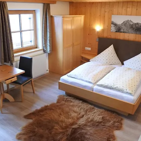 Stier Apartment *